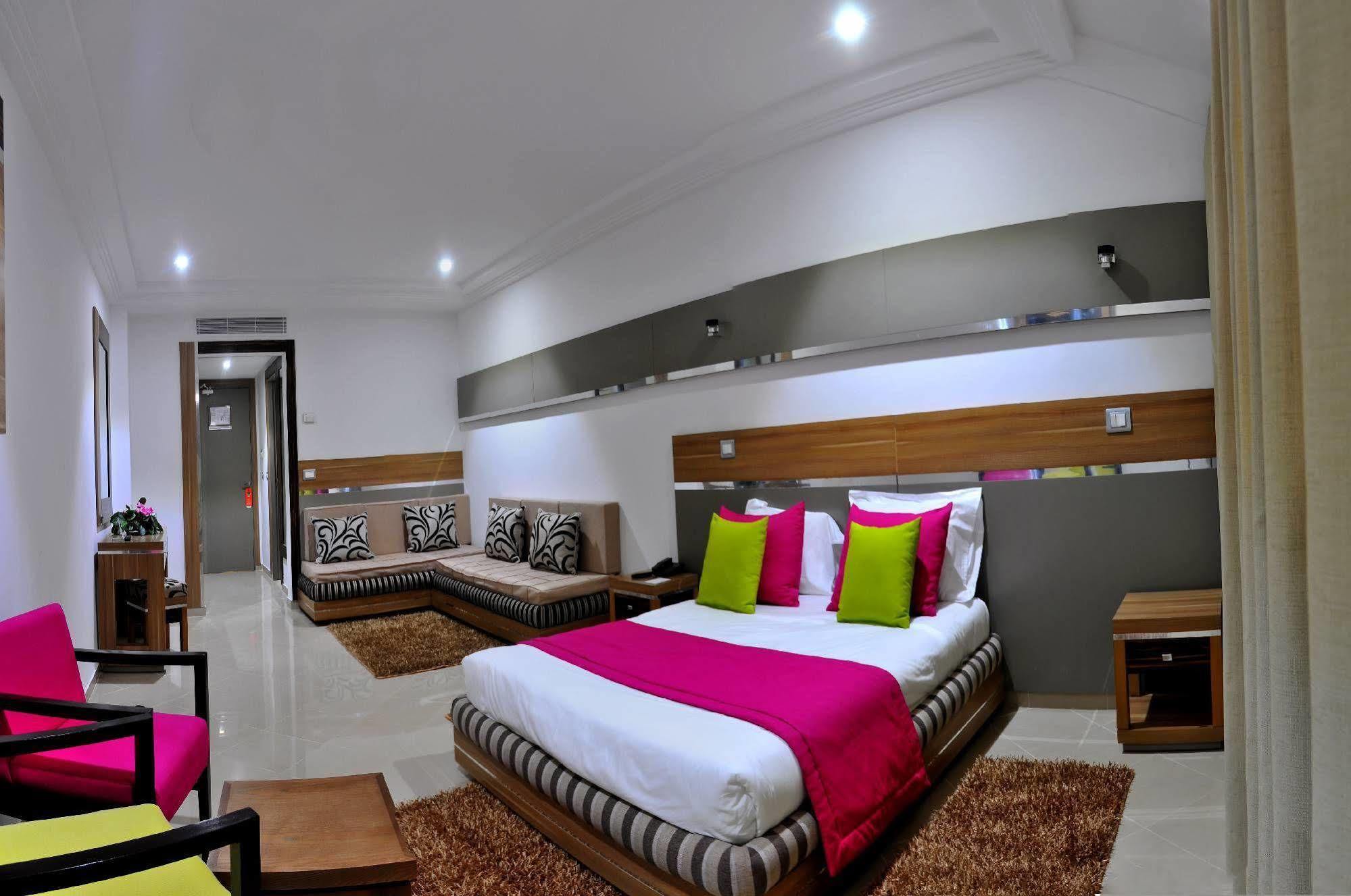 Marina Prestige Tabarka Hotel Bagian luar foto