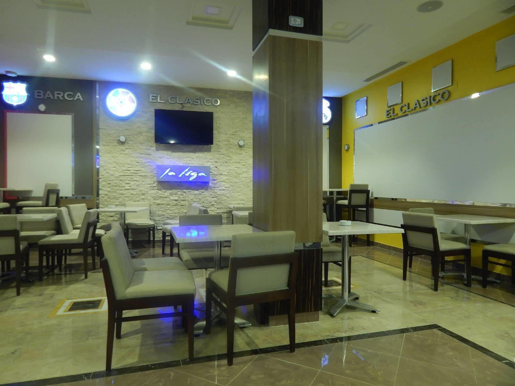 Marina Prestige Tabarka Hotel Bagian luar foto