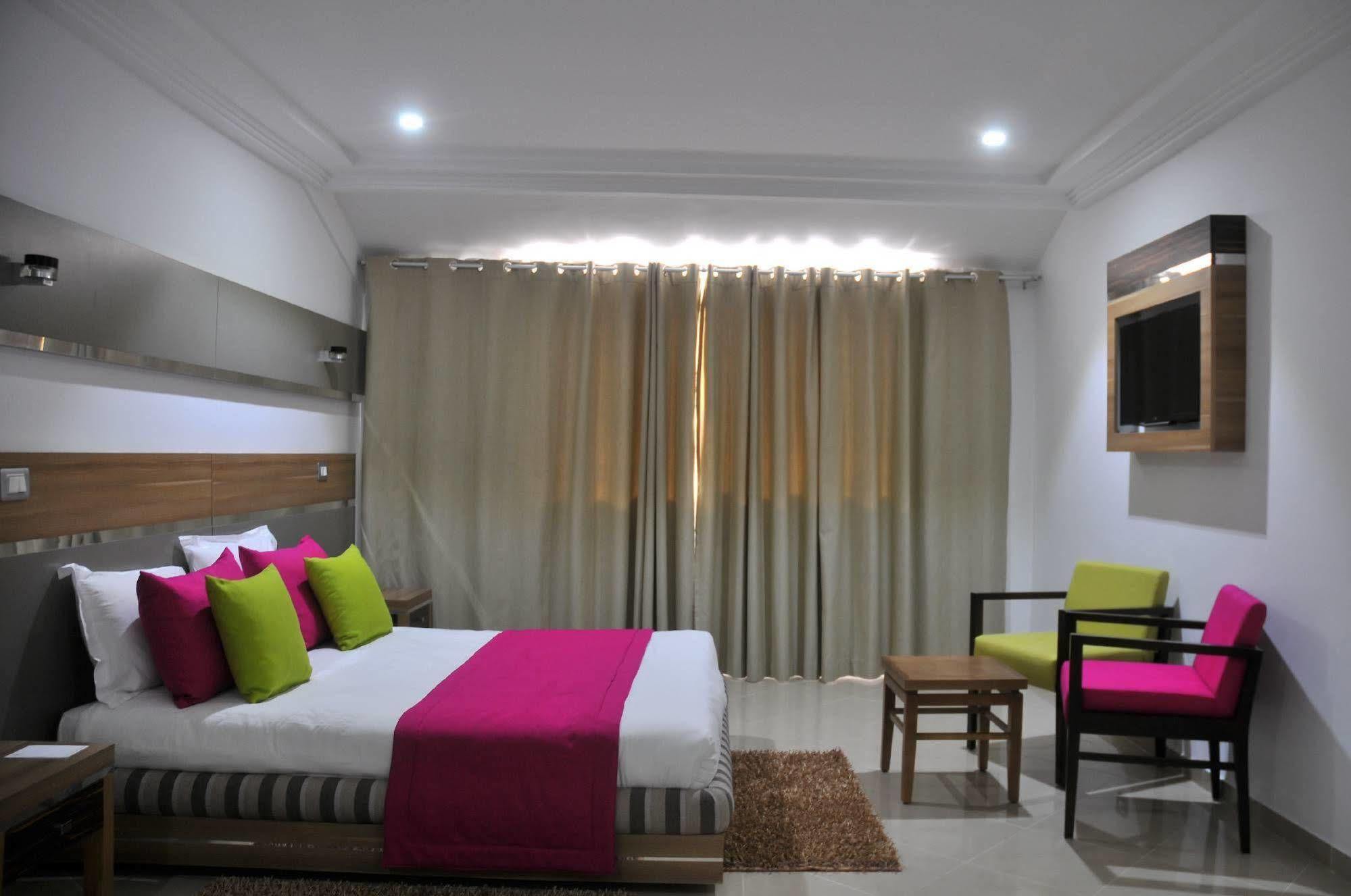Marina Prestige Tabarka Hotel Bagian luar foto